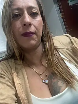 Dama_Rouge Chat XXX live