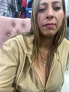 Dama_Rouge's Live XXX Chat