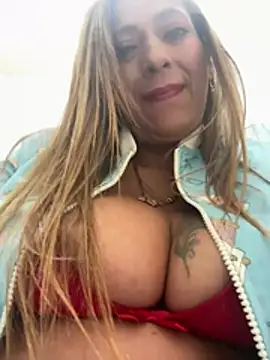 XXX chat uživo modela Dama_Rouge