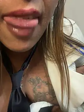 Chat XXX en directo de Dama_Rouge