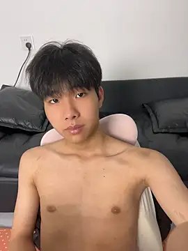 guoguo18 Adlı Modelin Web Kamerası Şovu