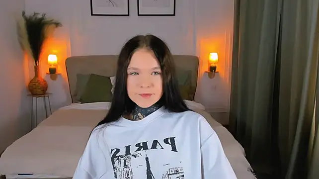 Jessika_Non Adlı Modelin Canlı XXX Sohbeti
