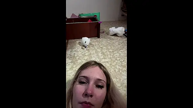 Chat XXX en directo de LynnMontiel