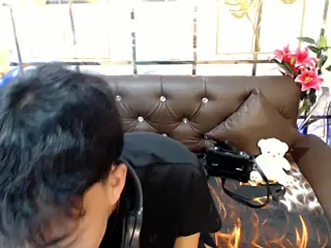 yourbabyjerson143 Show Webcam