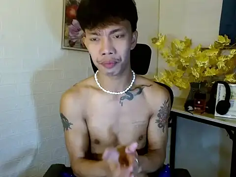 yourbabyjerson143 Show Webcam