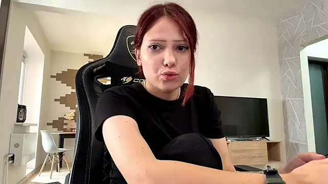 Nikaliva's Webcam Show