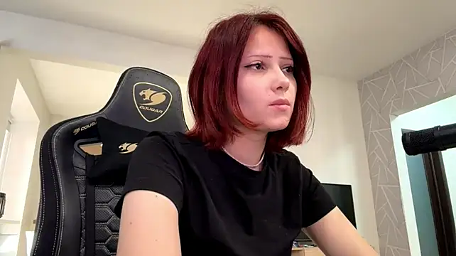 Webkamerová show Nikaliva