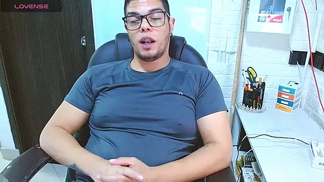 Вебкам-шоу Realjoel01