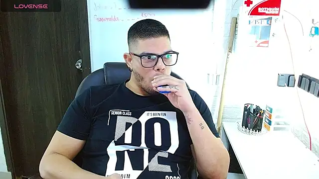 Realjoel01 webkamerás műsora