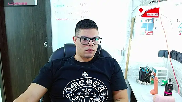 Realjoel01 webcam show