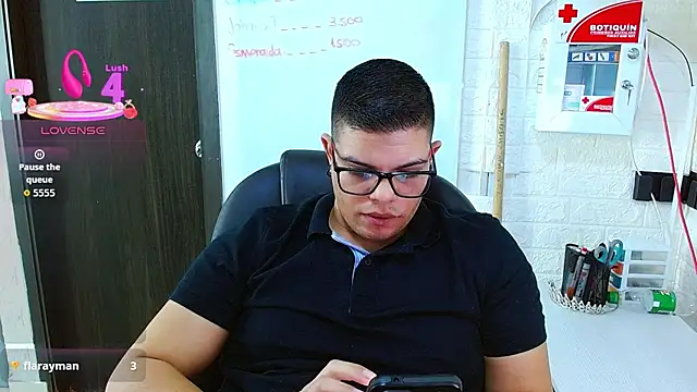 Realjoel01 在線直播表演