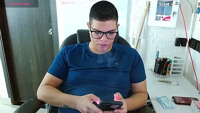 Realjoel01 webcam show