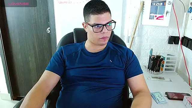 Realjoel01n Webbikameraesitys