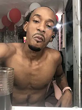 Show modela Kiing_afroditho na web-kameri
