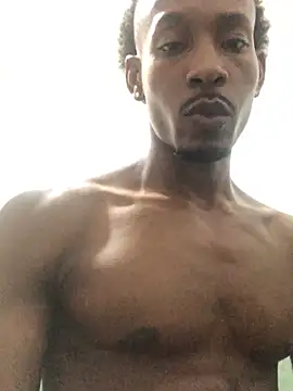 Kiing_afroditho – webcam-show