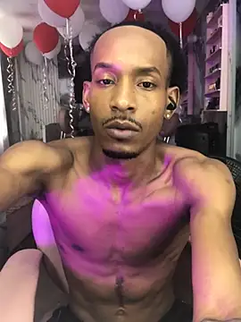 Kiing_afroditho webcam show