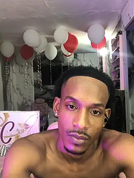 Kiing_afroditho Webcam show