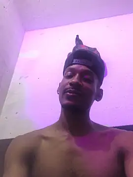 Show modela Kiing_afroditho na web-kameri