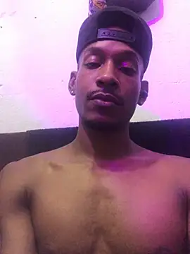 Kiing_afroditho Webcam Show