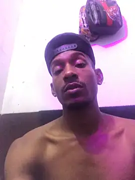 Show de Kiing_afroditho na webcam