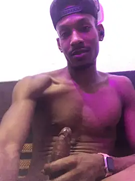 Kiing_afroditho – webcam-show