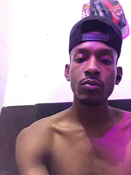 Kiing_afroditho webcam show