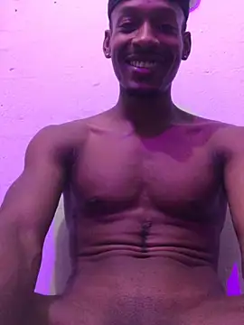Show modela Kiing_afroditho na web-kameri