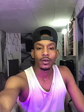 Kiing_afroditho's Webcam Show