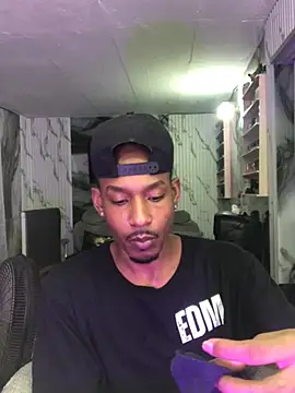 Kiing_afroditho Webcamshow