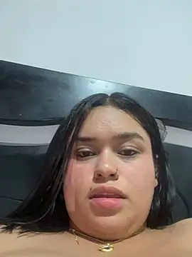 chicamilk's Webcam Show