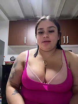 chicamilk's Webcam Show