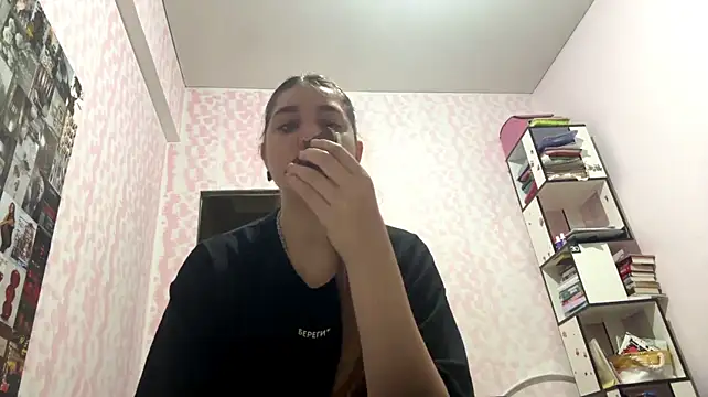 TynishaShute Live XXX-Chat