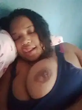 Show de lunaamorenaa na webcam
