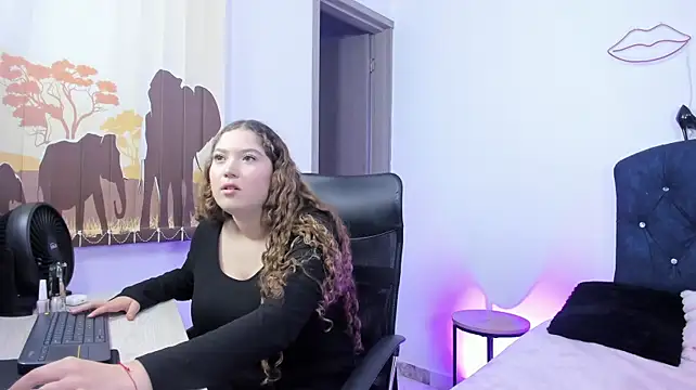 Pokazy przed kamerką – Emily_and_Miarosse
