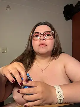 Just_caroline 网络视讯表演