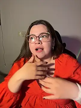 Just_caroline Show in webcam