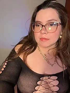 Just_caroline's Live XXX Chat