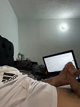 Show modela Stifler690 na web-kameri