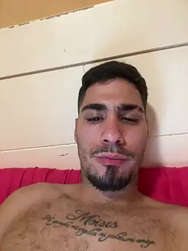 Show modela Activazo1998 na web-kameri
