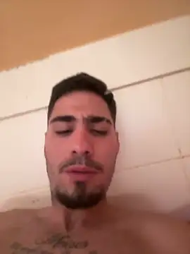 Activazo1998 Webcam show