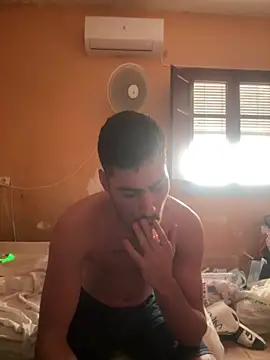 Activazo1998 webcam show