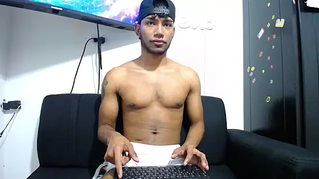 Dominik_HOT 网络视讯表演