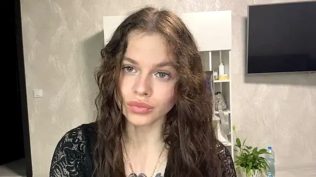 IlianaKaleel's Webcam Show