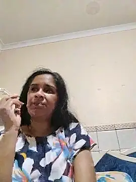 Indiancutiexo XXX чат на живо