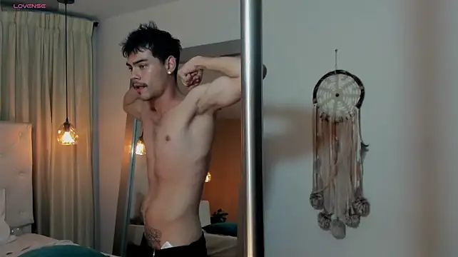 Lycan____ Webcam show