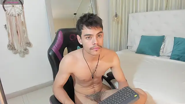 Lycan____ Webcamshow