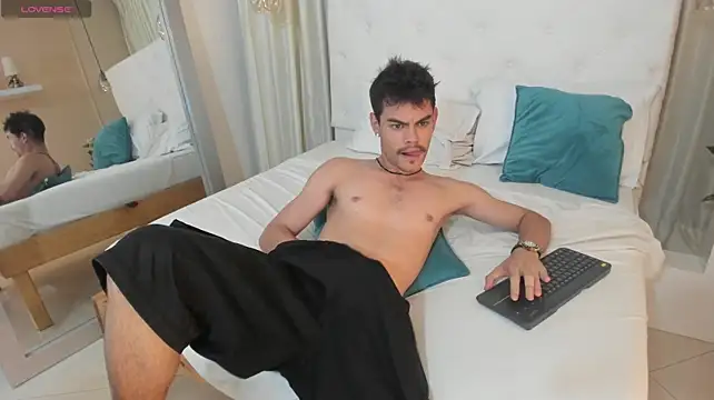 Lycan____ Webcamshow