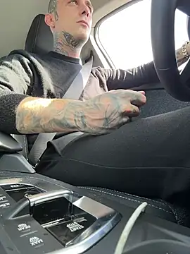 tatuato23 webkamerás műsora