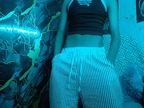 alejandro_boyx18 webcam show