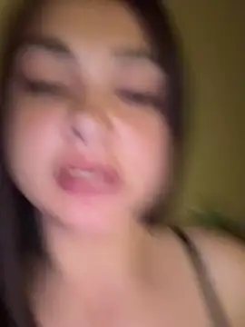 Show modela Liissana1 na web-kameri